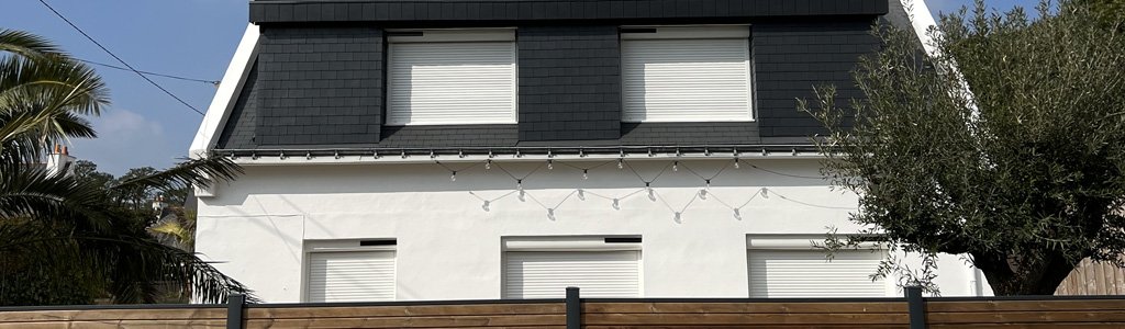 header-ravalement-facade après - Nettoyage et traitements de toiture, démoussage - traitement hydrofuge - Flores Renov - Morbihan - Bretagne - réparation et entretien de toiture - rénovation de façade.